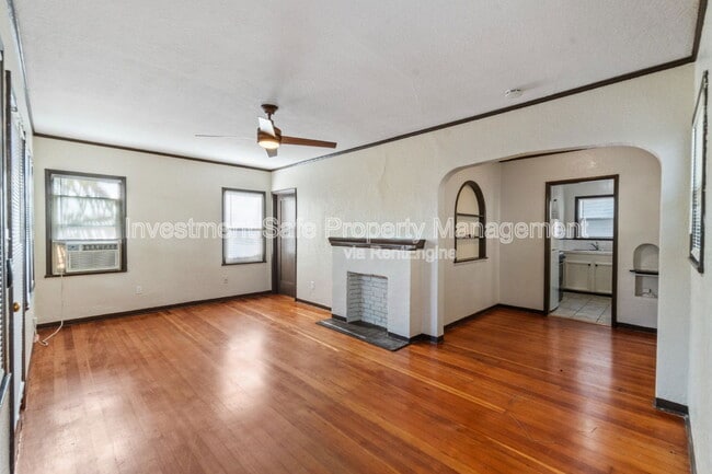3787 1/2 Park Blvd - 3787 1/2 Park Blvd House