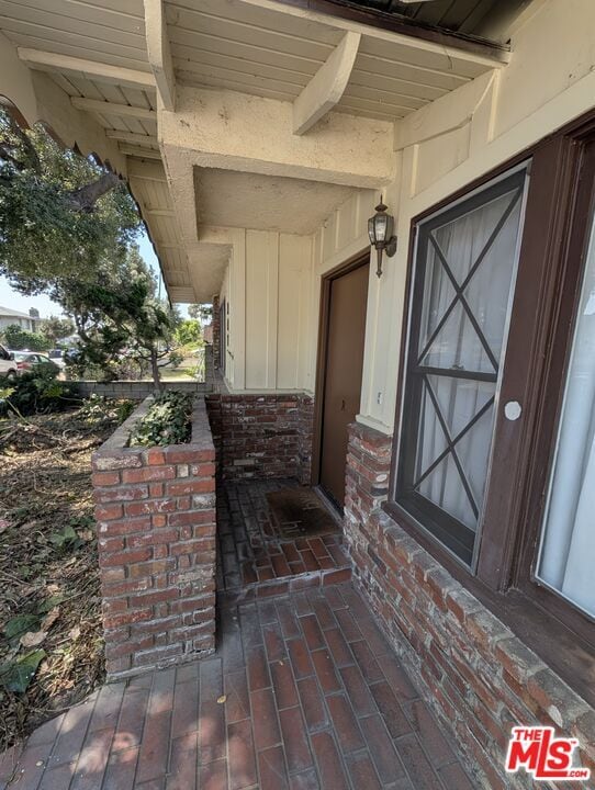 Photo - 307 N Curtis Ave