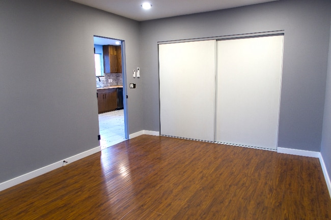 Photo - 3547 E Green St Unit B