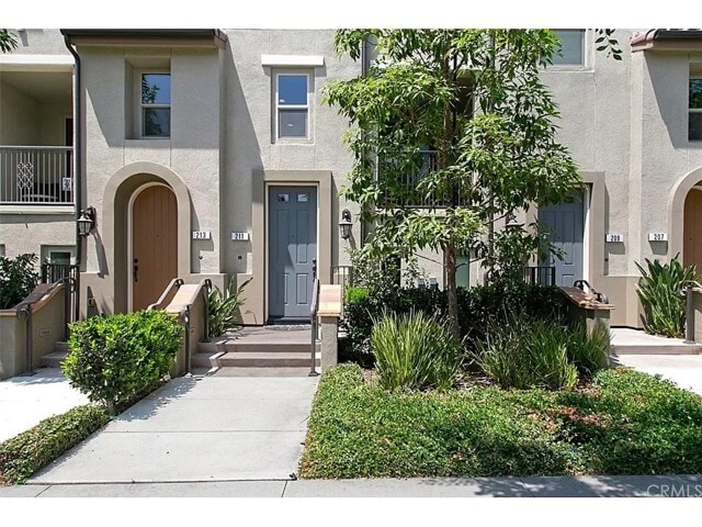 Building Photo - 211 Native