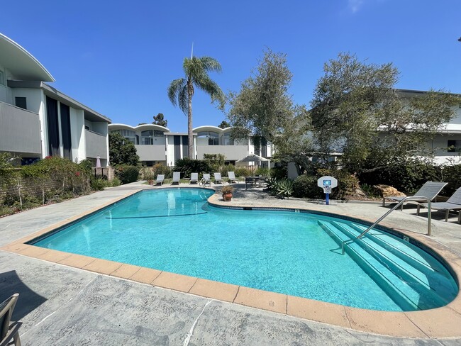 Photo - 4723 La Villa Marina Ln Unit D