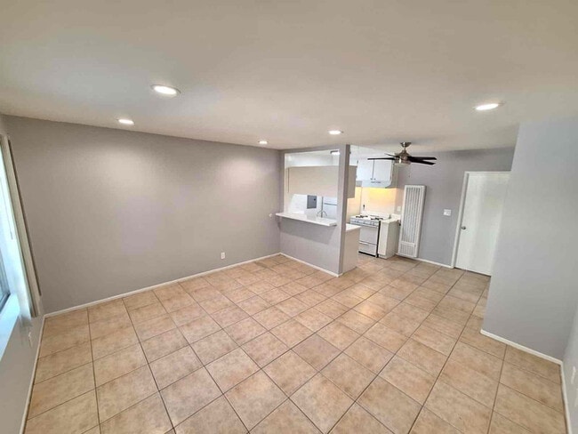 Photo - 4660 Kester Ave Unit 107