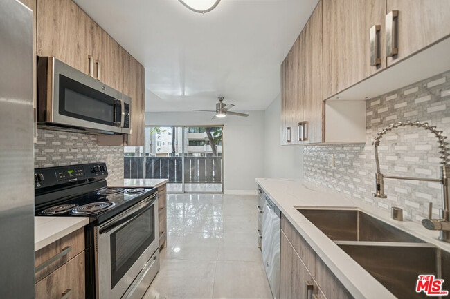 Photo - 7545 Hampton Ave Unit 103