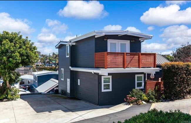 Building Photo - 123 Jasper St