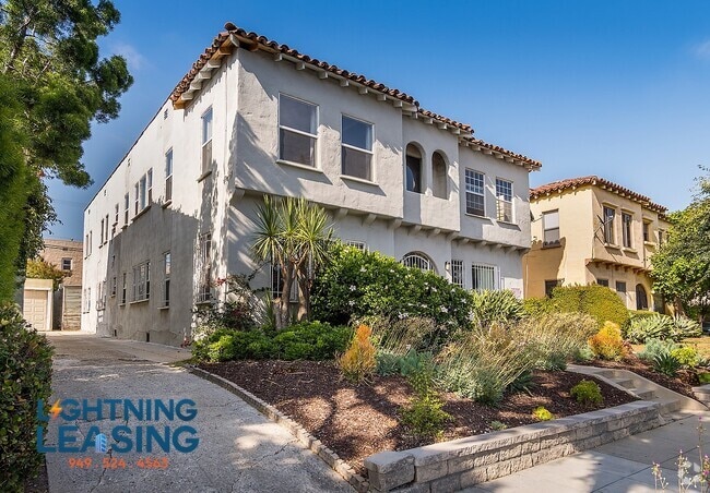 Building Photo - 6135 1/2 Saturn Street-6135D Unit 6135D Rental