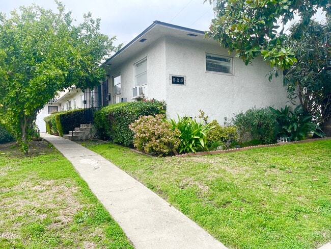 Building Photo - 525 E Valencia Ave Unit B