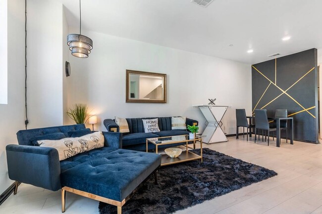 Photo - 7225 Cedar Rd