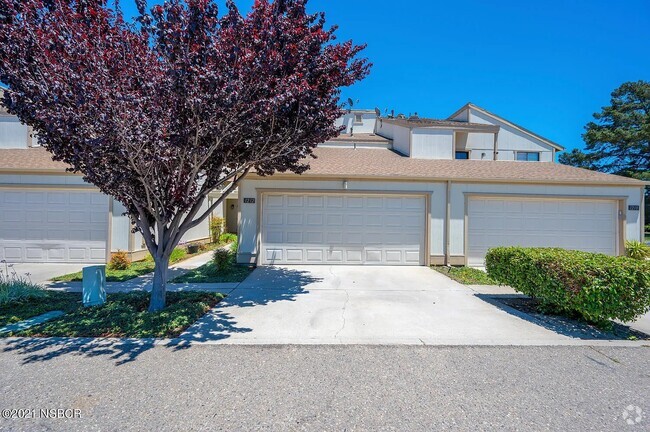 Building Photo - 1212 Linda Vista Dr Rental