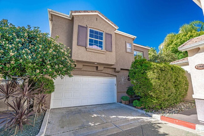 Building Photo - 27887 Skycrest Cir Dr Unit # 31 Rental