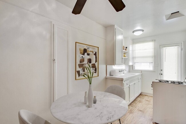 Photo - Banner Circle Apartments