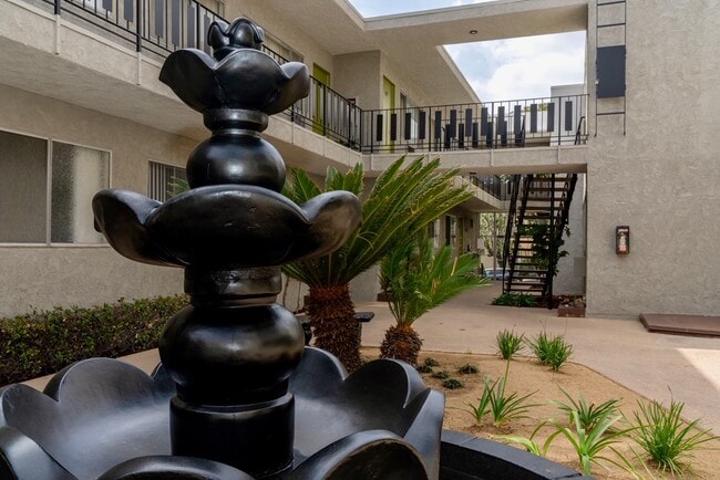 Photo - Capri Burbank