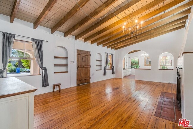 Photo - 12255 Addison St