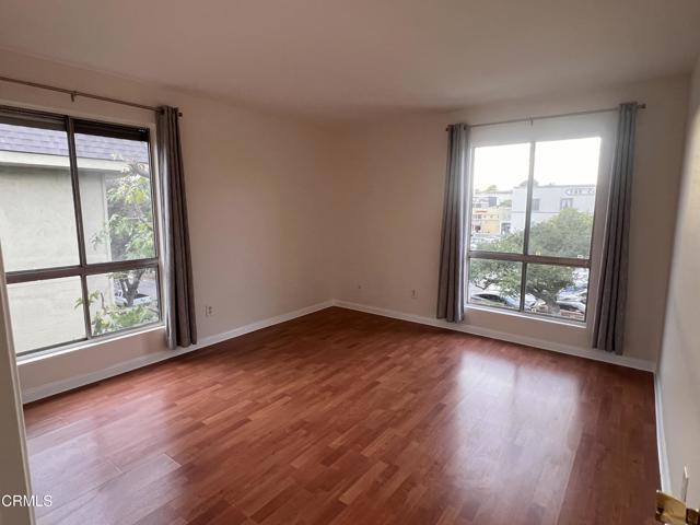 Photo - 330 S Mentor Ave Unit 302