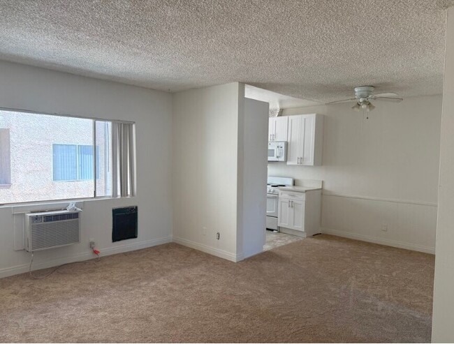 Photo - 22515 Del Valle St