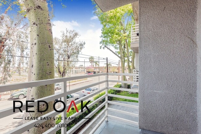 Photo - 8309 Cedros Ave Unit 110