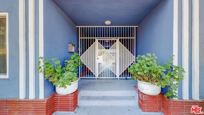 Photo - 11284 Montana Ave Unit 9