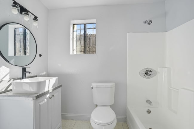 Photo - 4710 St Elmo Dr Unit 4710.5