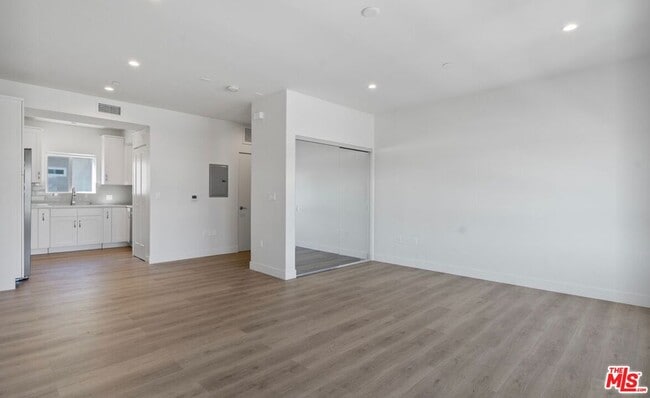 Photo - 2336 Westwood Blvd Unit 319