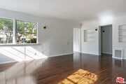 Photo - 3032 Oakhurst Ave House