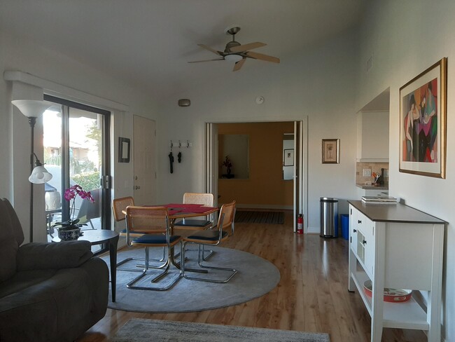 Photo - 1100 E Amado Rd Unit 12a1