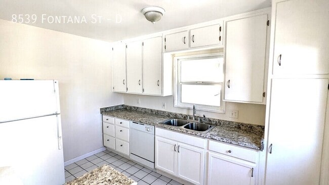 Photo - 8539 Fontana St Unit D