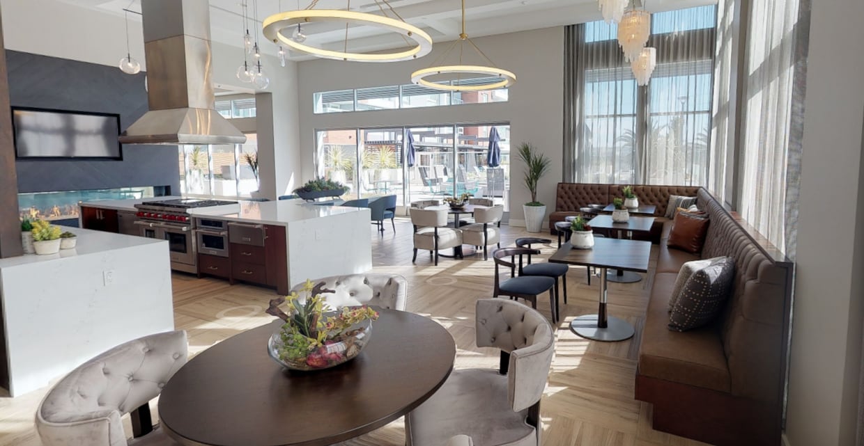 3D Tour - One Uptown Newport
