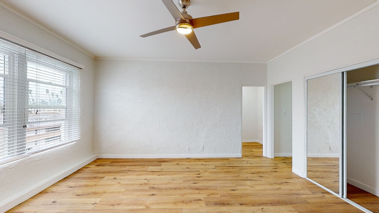 3D Tour - Charming Apartment in the Heart of Koreatown