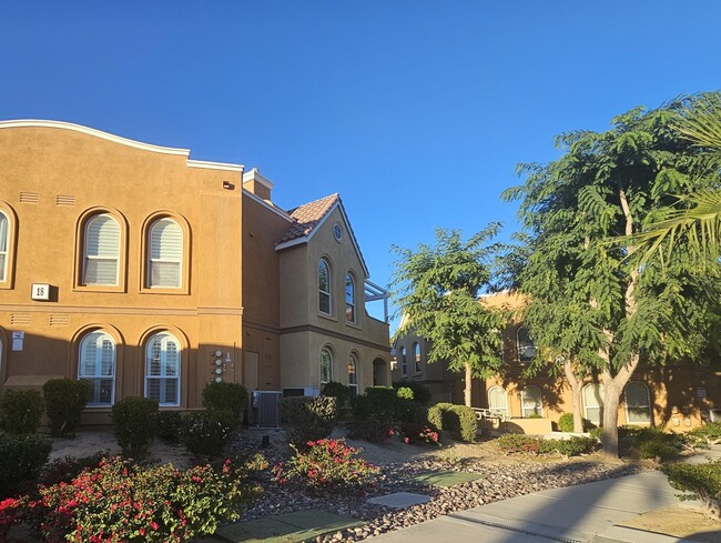 Photo - 45245 Seeley Dr Unit 18d