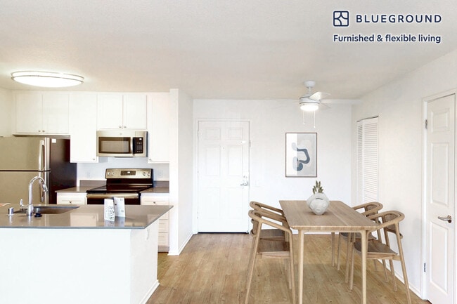 Photo - 333 1st St Unit FL1-ID8918A