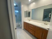 Photo - PRIME HOLLYWOOD CONDO!!! 2 Bed/2 Bath LUXURY LIVING! Unit 44
