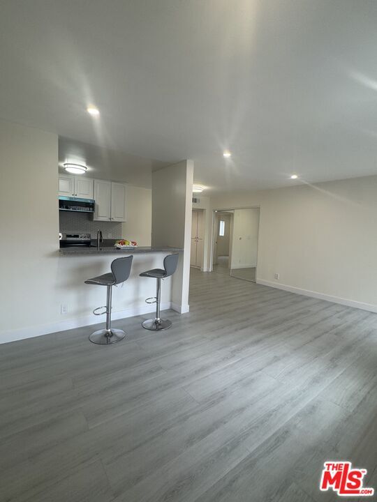 Photo - 142 Normandie Ave