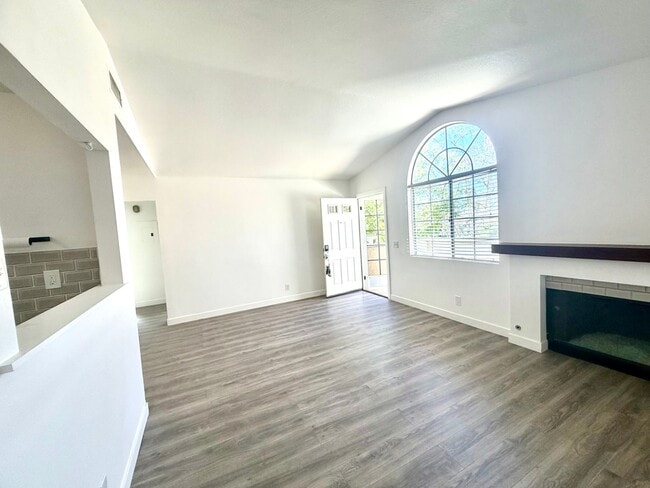 Photo - 2 Bed, 2 Bath upper end unit in Beautiful Rancho Santa Margarita