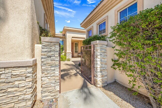 Photo - 74068 Kokopelli Cir