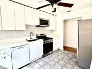 Photo - 964 W 2nd St