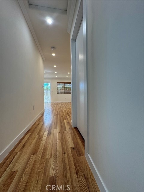 Photo - 5742 Woodman Ave