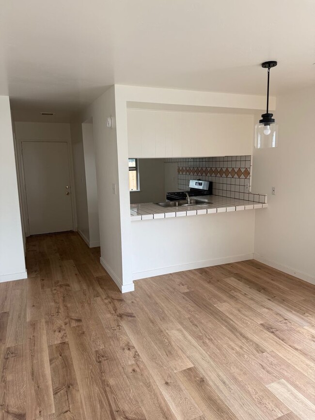 Photo - Seahorse 2582-2584 Unit 2584