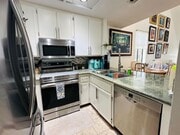 Photo - Stunning 2 bedroom/ 2 bath Condo in Creekw... Unit 231