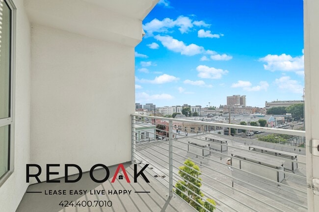 Photo - 1331 W 7th St Unit 413