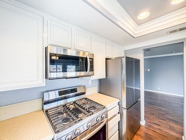 Photo - 1020 Grape St