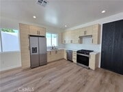 Photo - 17101 Kingsbury St