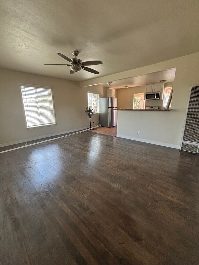 Photo - 6009 W 86th Pl