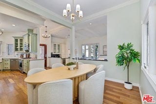 Building Photo - 20 Ketch St