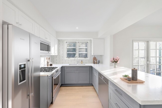 Photo - 1134 26th St - Parkview Santa Monica