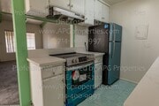 Photo - 1040 W MacArthur Blvd