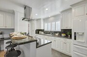 Photo - 22300 Bassett St