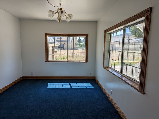 Photo - Very large 5 Bedroom