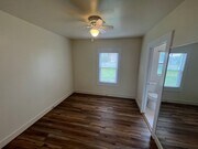 Photo - 565 Hobbs Ln