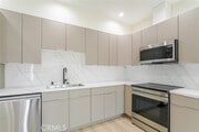 Photo - 11120 Emelita St