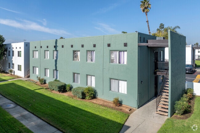 Photo - Valle at Mission