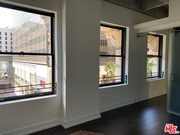 Photo - 727 W 7th St Unit 512